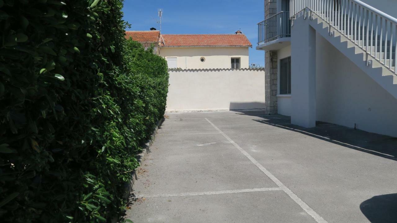 Sol-Y-Days Goeland, Appartement Avec Terrasse Front De Mer Et Place De Parking En Centre-Ville Le Grau-du-Roi Buitenkant foto